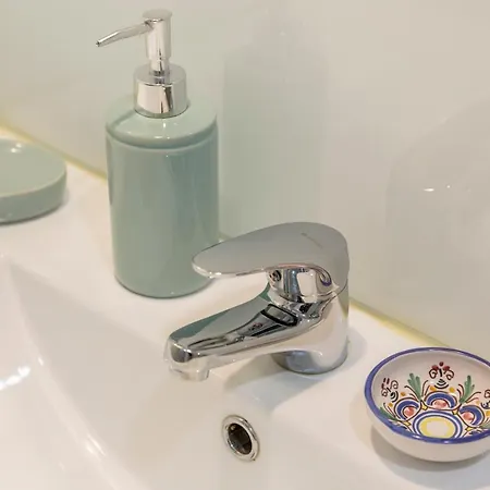 Between Walls By The Center With A/c 公寓 波尔图