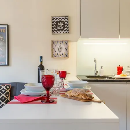 Between Walls By The Center With A/c Apartman