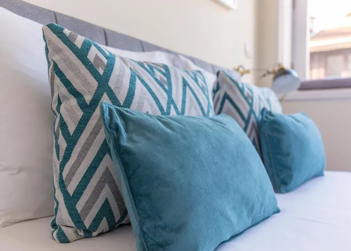 Daire Between Walls By The Center With A/c *