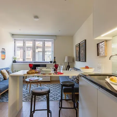 Between Walls By The Center With A/c * Oporto